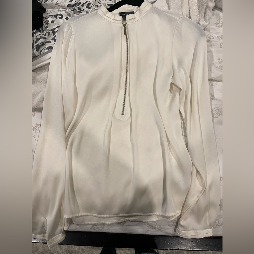 Long sleeve silk like blouse